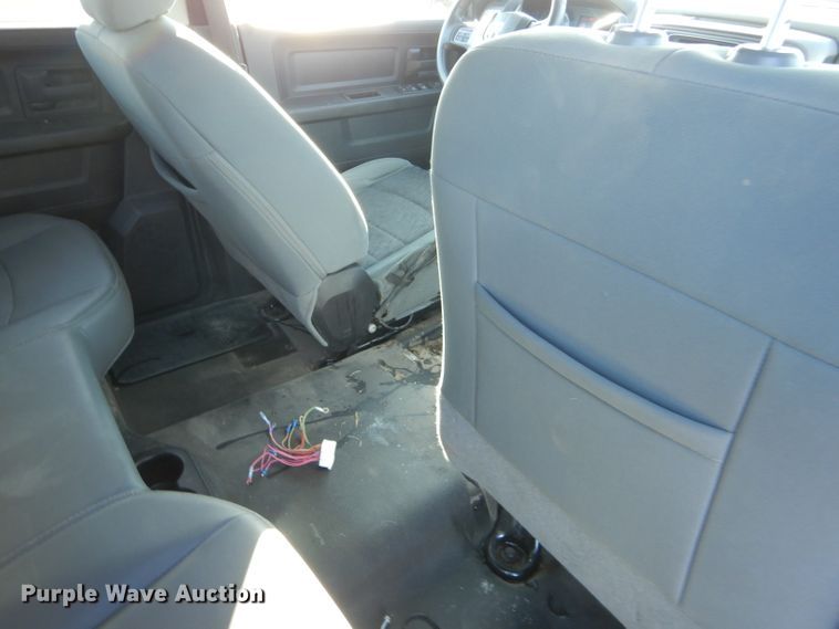 image for item FG9928 2015 Dodge Ram 1500 Crew Cab pickup truck