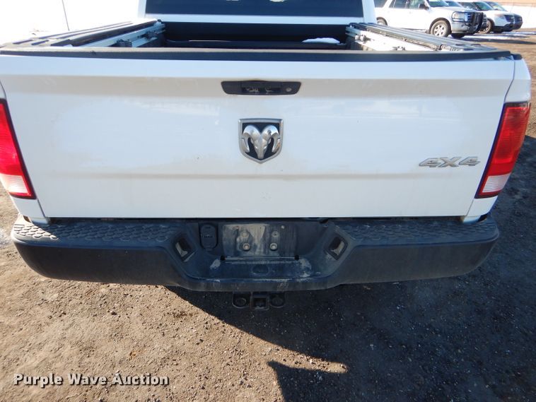 image for item FG9928 2015 Dodge Ram 1500 Crew Cab pickup truck