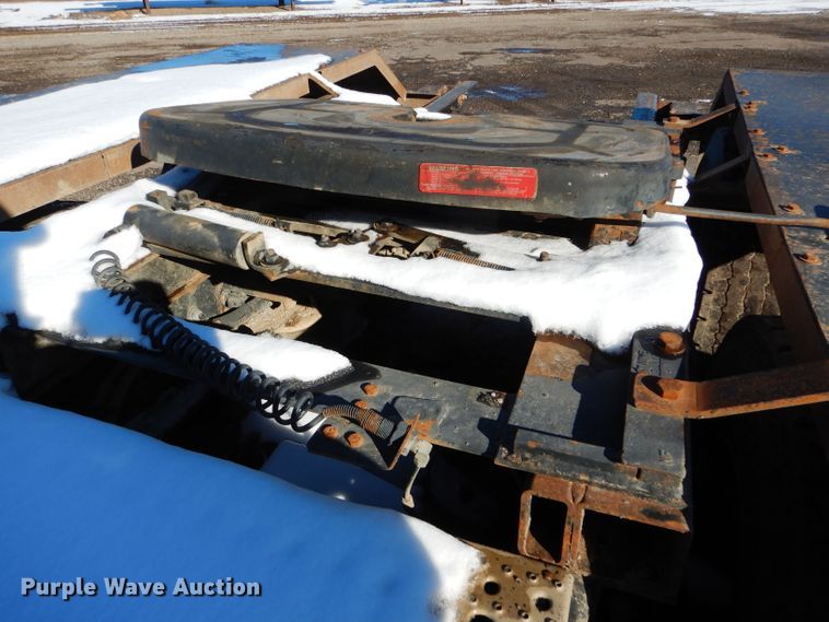 image for item FG9933 2009 Freightliner Business Class M2 semi truck