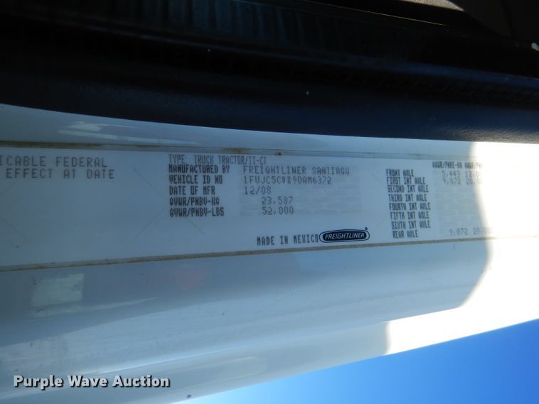 image for item FG9933 2009 Freightliner Business Class M2 semi truck