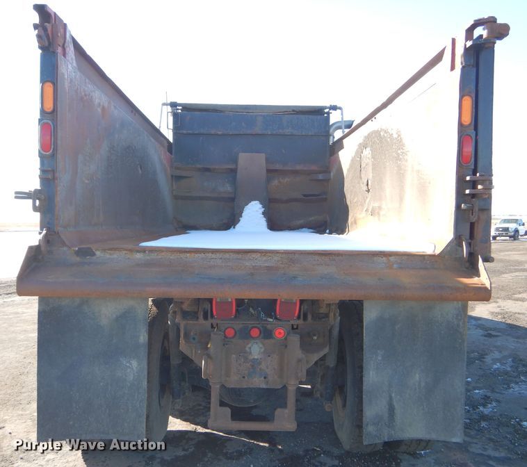 image for item FG9934 2005 Sterling L-Line dump truck