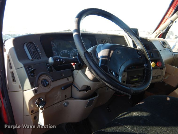 image for item FG9934 2005 Sterling L-Line dump truck