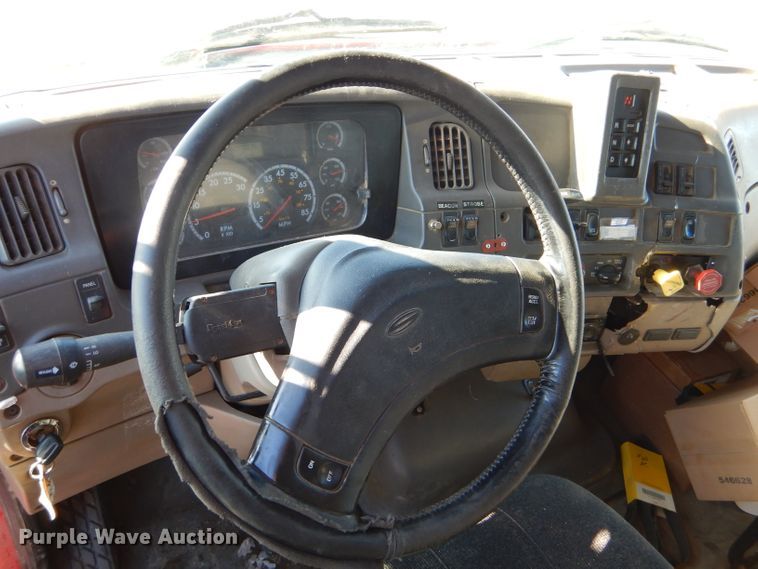 image for item FG9934 2005 Sterling L-Line dump truck