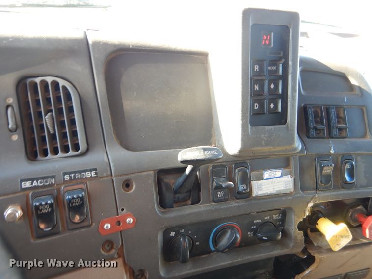 image for item FG9934 2005 Sterling L-Line dump truck