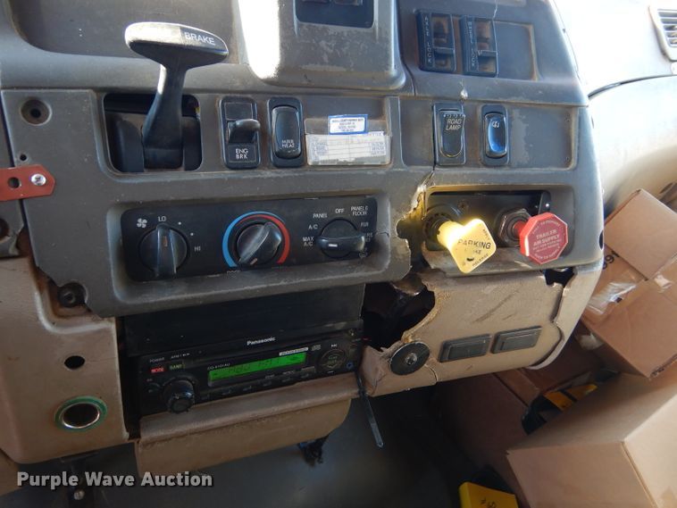 image for item FG9934 2005 Sterling L-Line dump truck