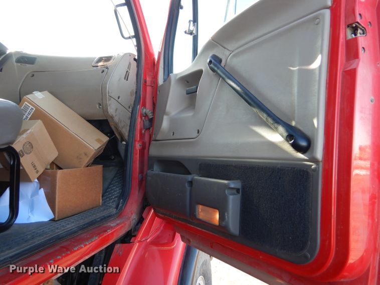 image for item FG9934 2005 Sterling L-Line dump truck