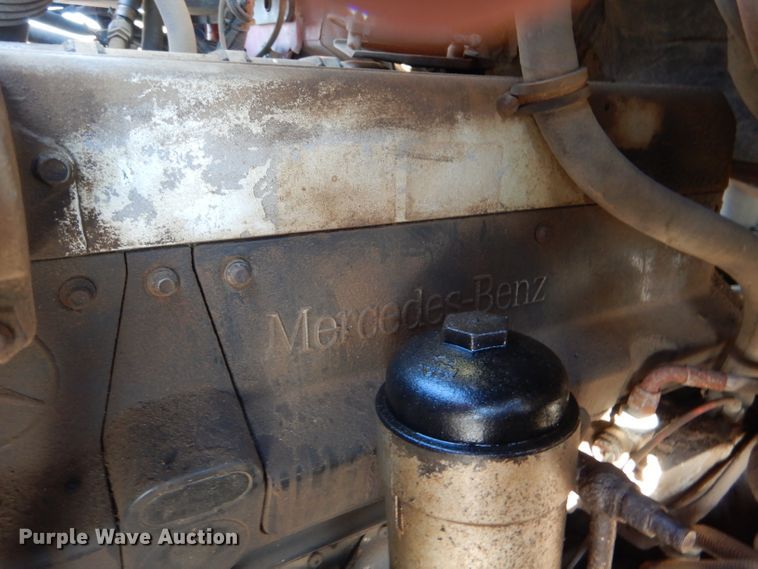 image for item FG9934 2005 Sterling L-Line dump truck