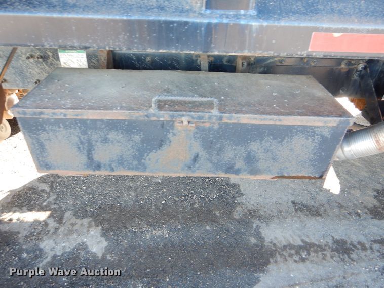 image for item FG9934 2005 Sterling L-Line dump truck