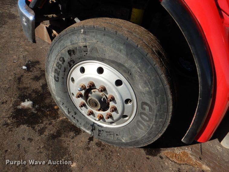 image for item FG9934 2005 Sterling L-Line dump truck