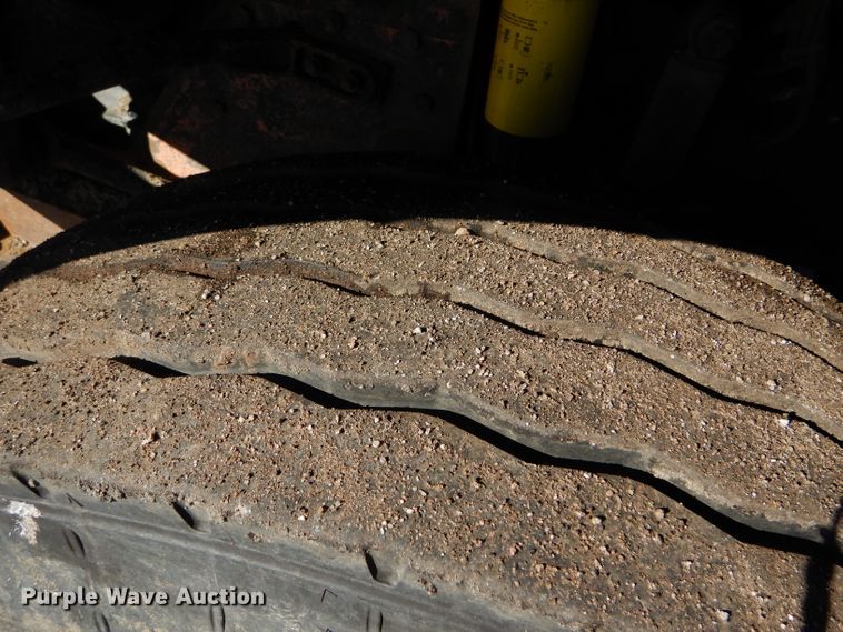 image for item FG9934 2005 Sterling L-Line dump truck