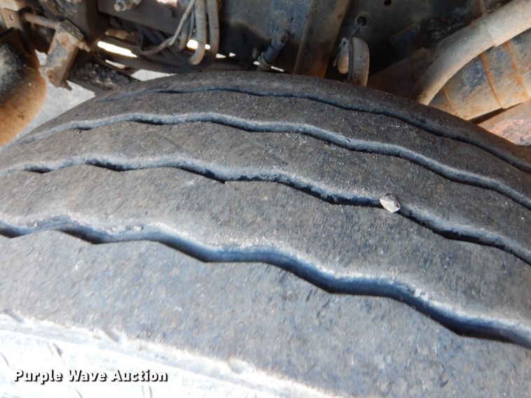 image for item FG9934 2005 Sterling L-Line dump truck