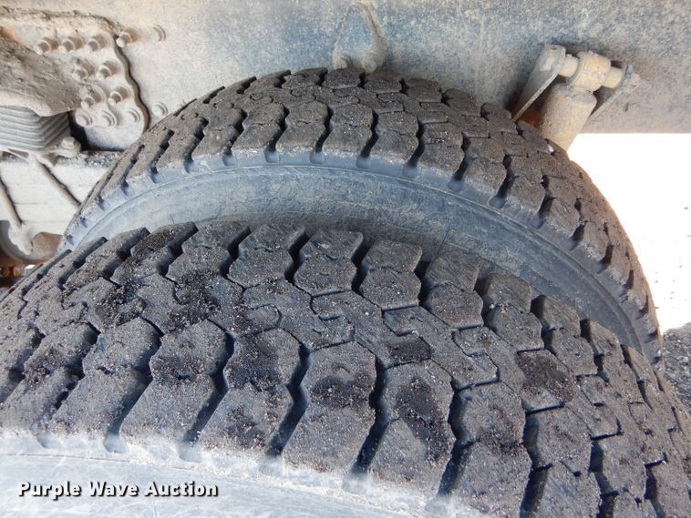 image for item FG9934 2005 Sterling L-Line dump truck