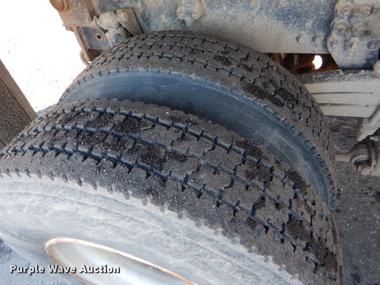 image for item FG9934 2005 Sterling L-Line dump truck