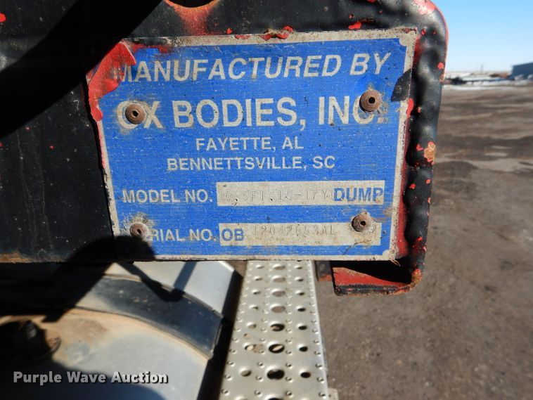 image for item FG9934 2005 Sterling L-Line dump truck