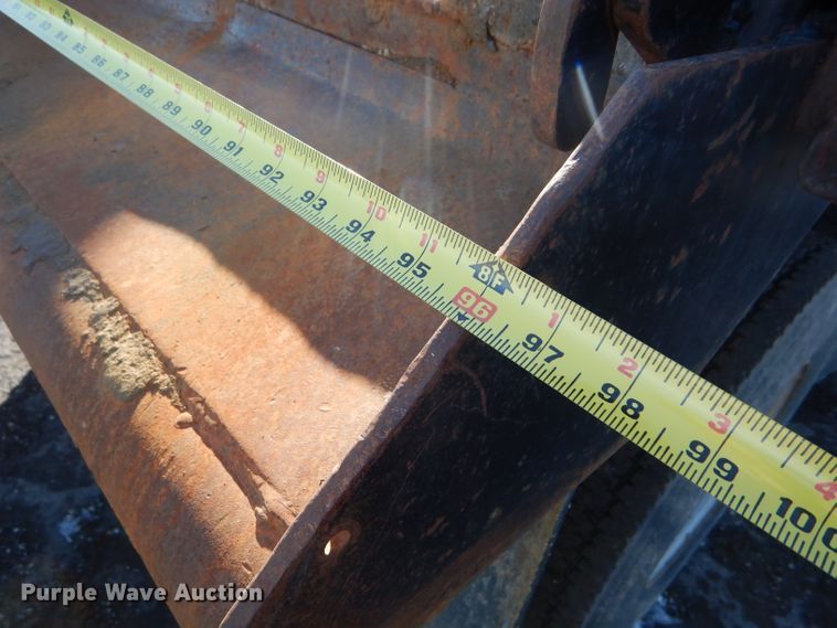 image for item FG9934 2005 Sterling L-Line dump truck