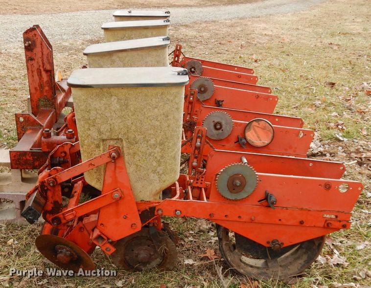 image for item FY9258 Allis Chalmers planter