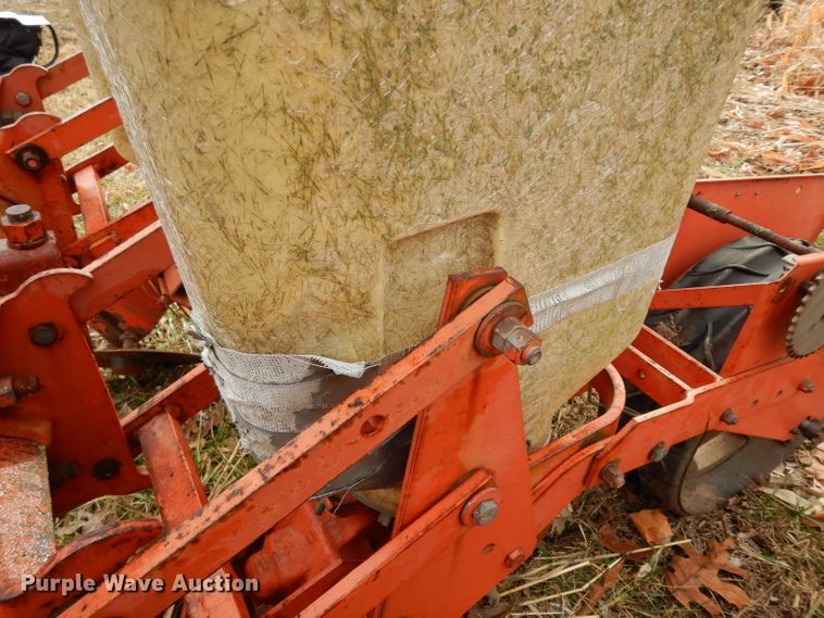 image for item FY9258 Allis Chalmers planter