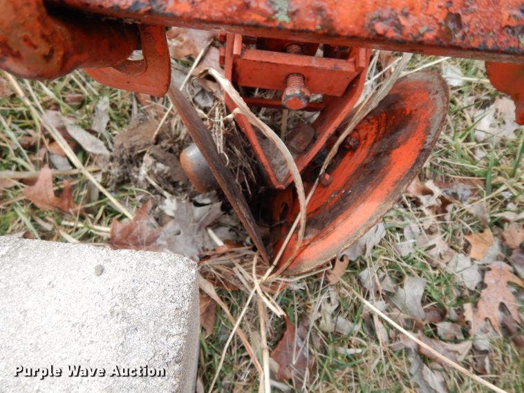 image for item FY9258 Allis Chalmers planter