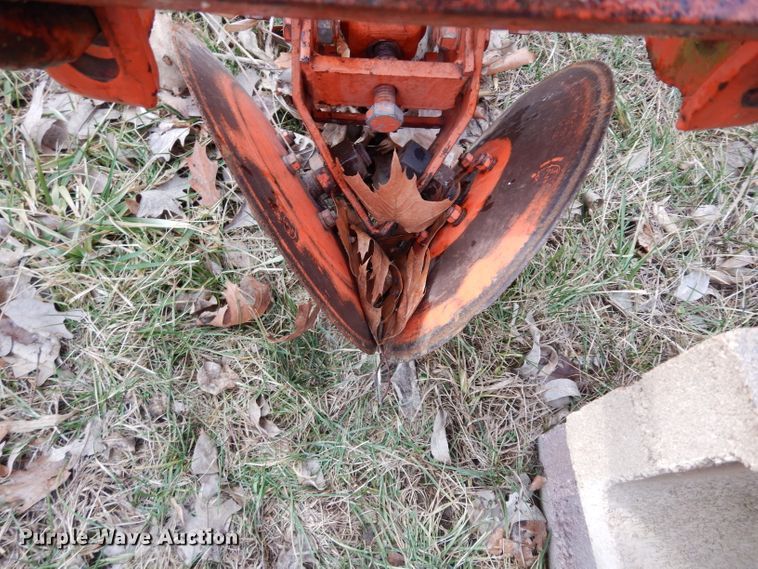 image for item FY9258 Allis Chalmers planter