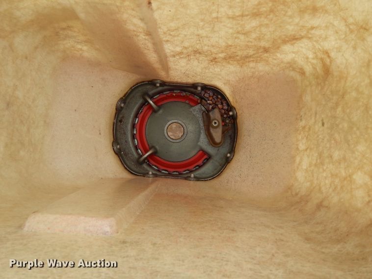 image for item FY9258 Allis Chalmers planter