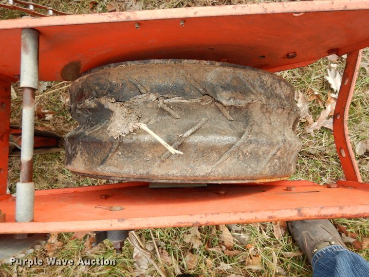 image for item FY9258 Allis Chalmers planter