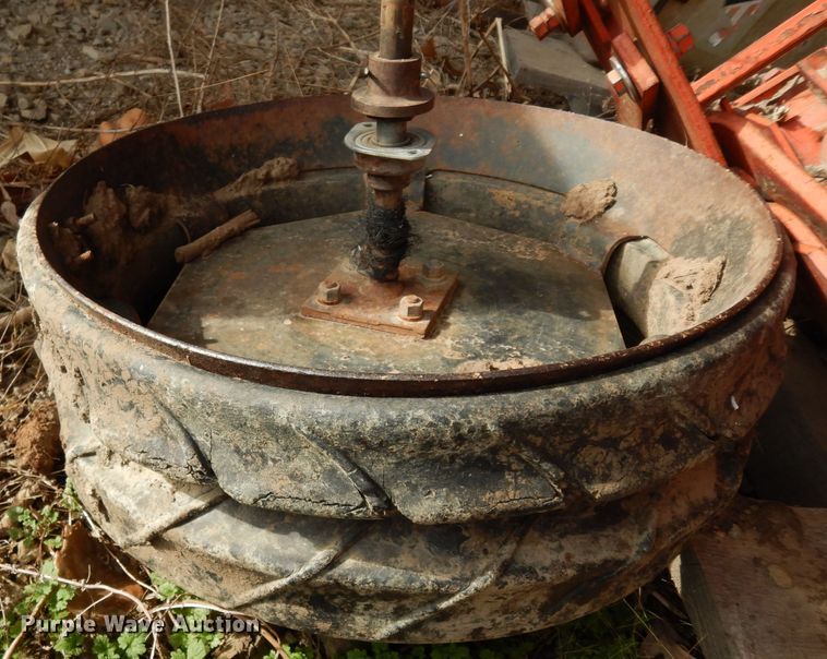 image for item FY9258 Allis Chalmers planter