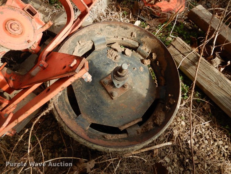 image for item FY9258 Allis Chalmers planter