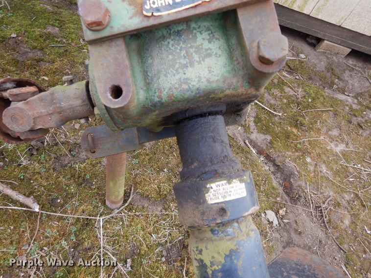 John Deere post hole auger in Clinton, KS Item FY9260 sold Purple Wave