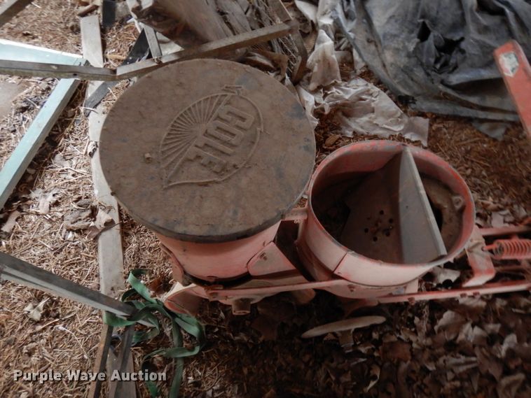 image for item FY9269 Cole planter