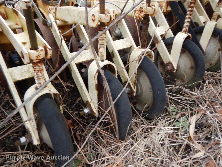 image for item FY9273 Truex 88 planter