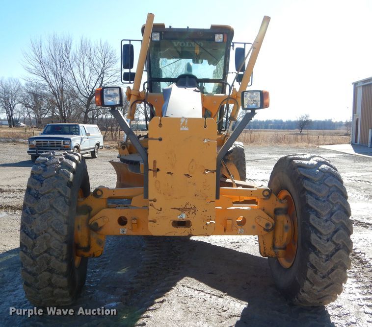 image for item GB9575 2010 Volvo G930 motor grader