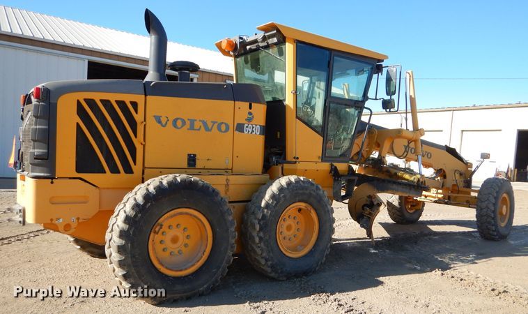 image for item GB9575 2010 Volvo G930 motor grader