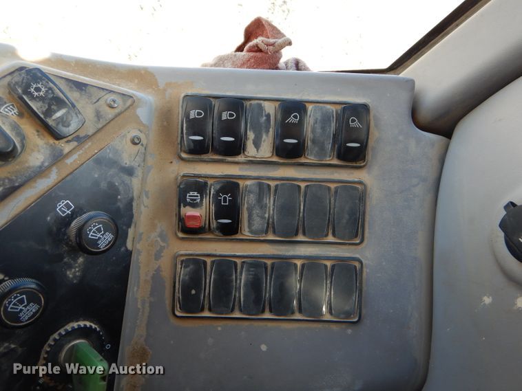 image for item GB9575 2010 Volvo G930 motor grader