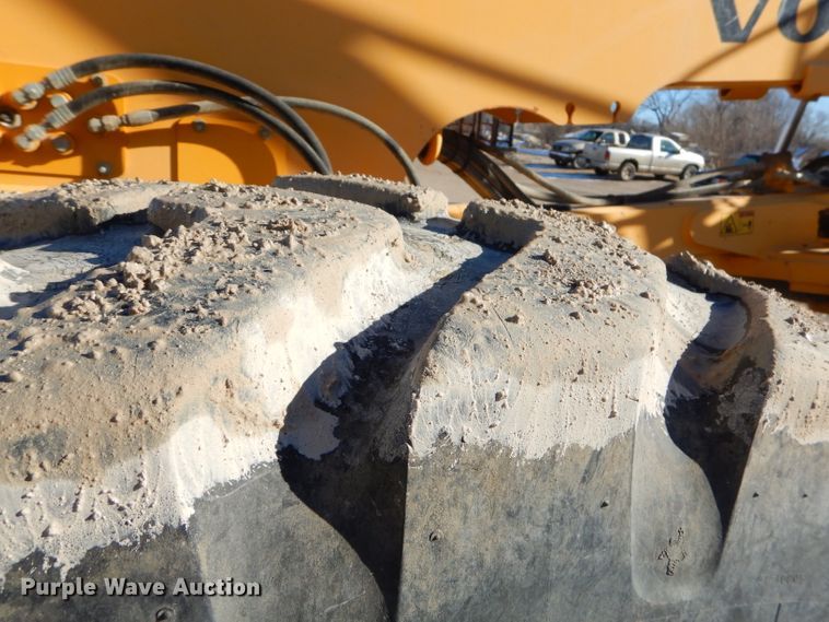 image for item GB9575 2010 Volvo G930 motor grader