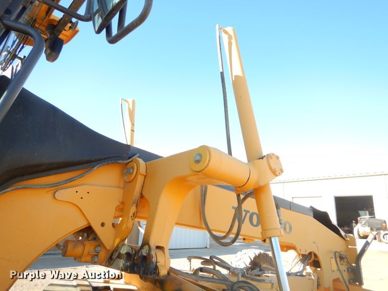 image for item GB9575 2010 Volvo G930 motor grader