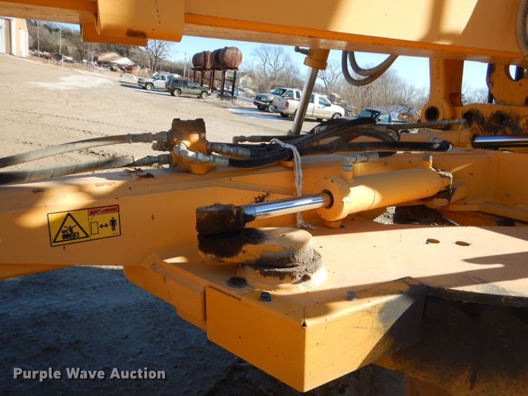 image for item GB9575 2010 Volvo G930 motor grader