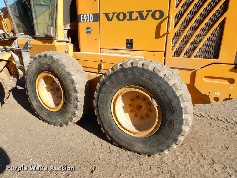 image for item GB9576 2007 Volvo G930 motor grader