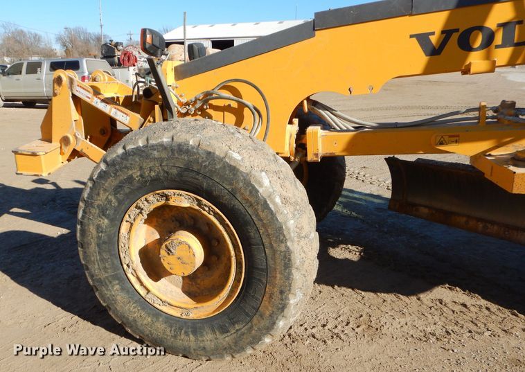 image for item GB9576 2007 Volvo G930 motor grader