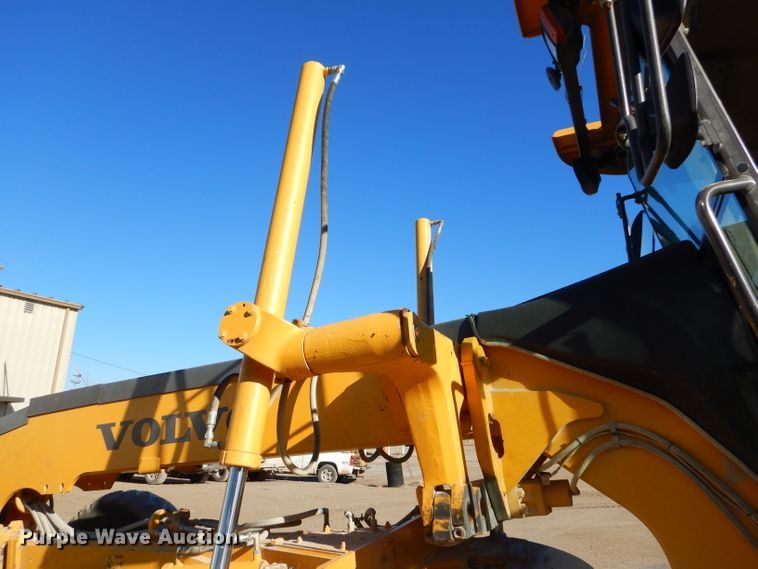 image for item GB9576 2007 Volvo G930 motor grader