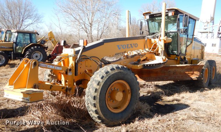 image for item GB9577 2010 Volvo G930 motor grader