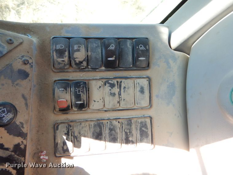 image for item GB9577 2010 Volvo G930 motor grader