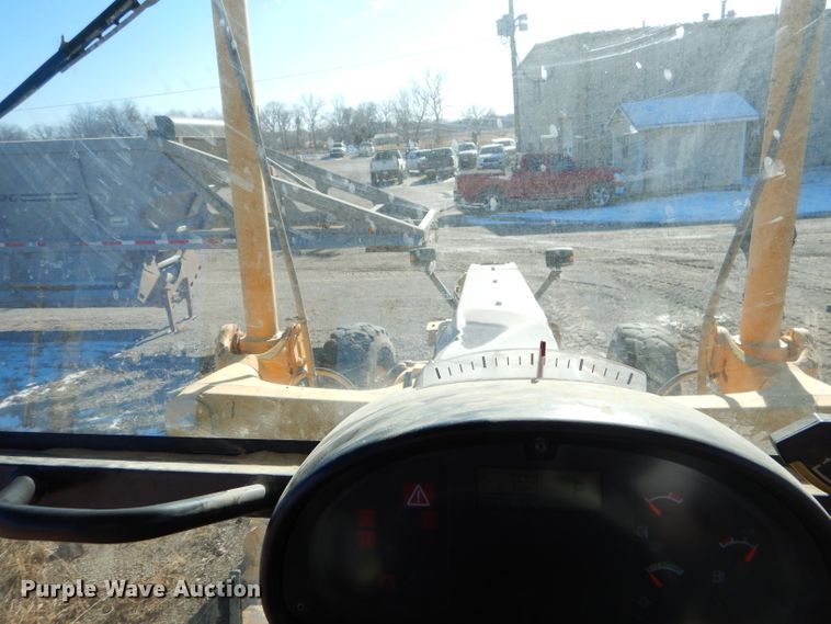 image for item GB9577 2010 Volvo G930 motor grader