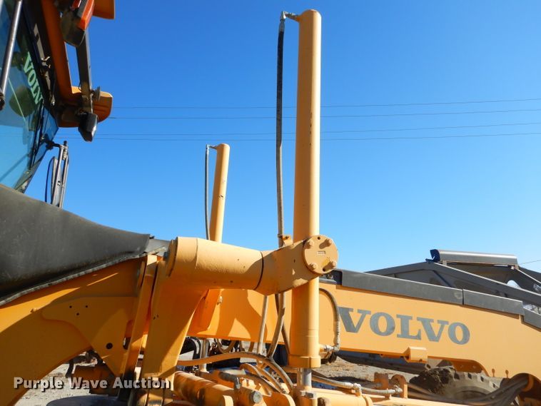 image for item GB9577 2010 Volvo G930 motor grader