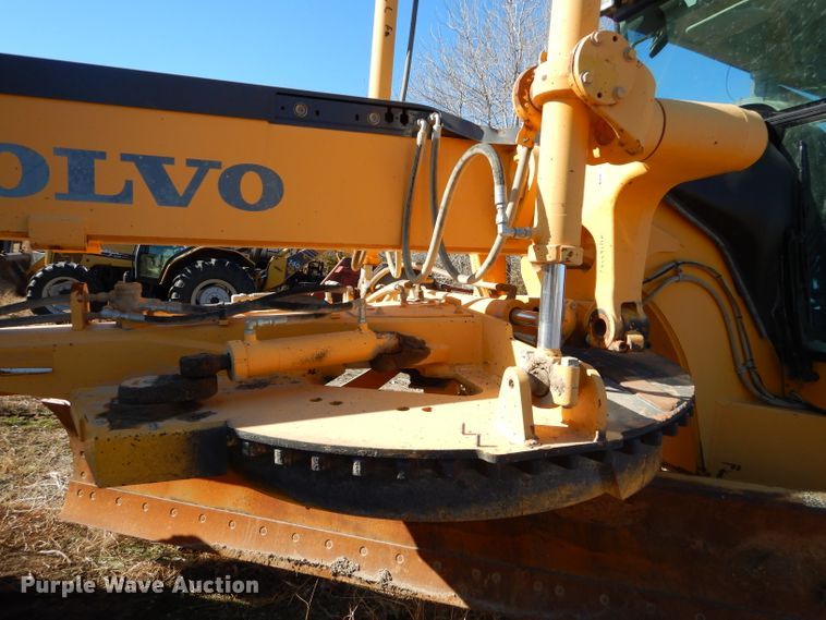 image for item GB9577 2010 Volvo G930 motor grader
