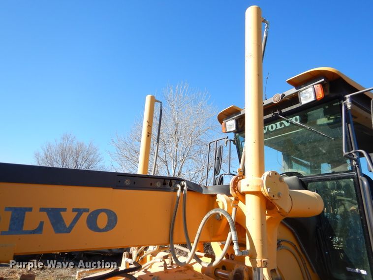 image for item GB9577 2010 Volvo G930 motor grader