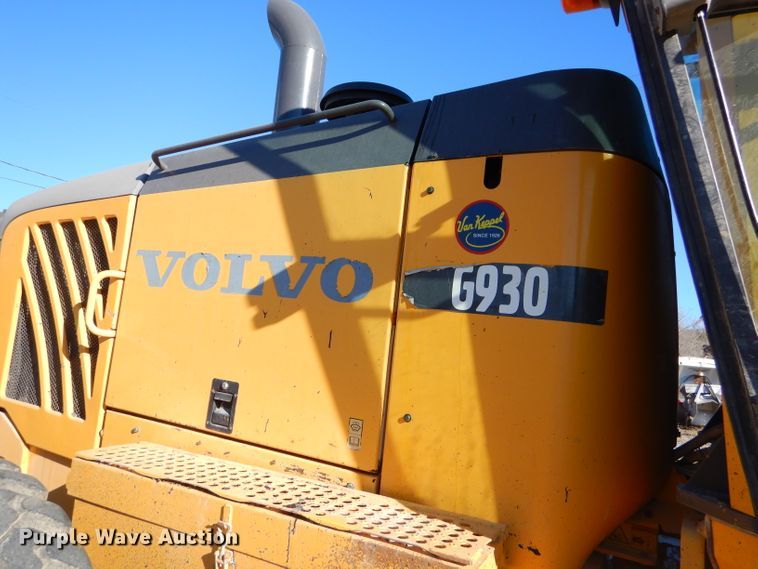 image for item GB9577 2010 Volvo G930 motor grader