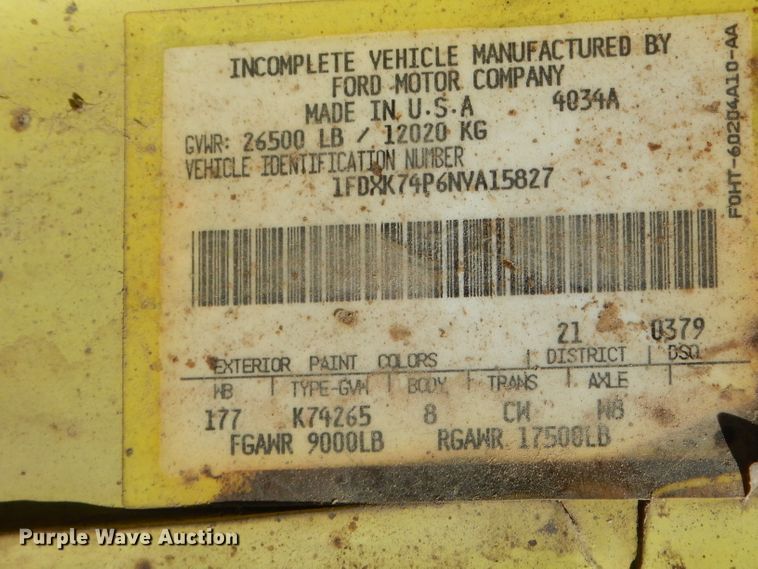 image for item GB9578 1992 Ford B700 oil distributor truck