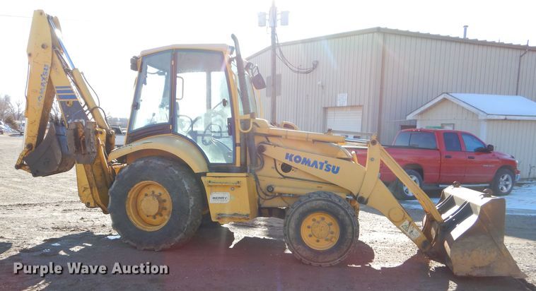 image for item GB9579 2003 Komatsu WB140-2 backhoe