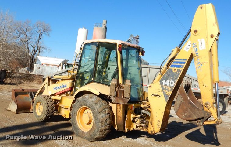 image for item GB9579 2003 Komatsu WB140-2 backhoe