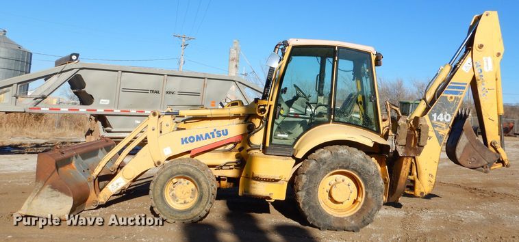 image for item GB9579 2003 Komatsu WB140-2 backhoe